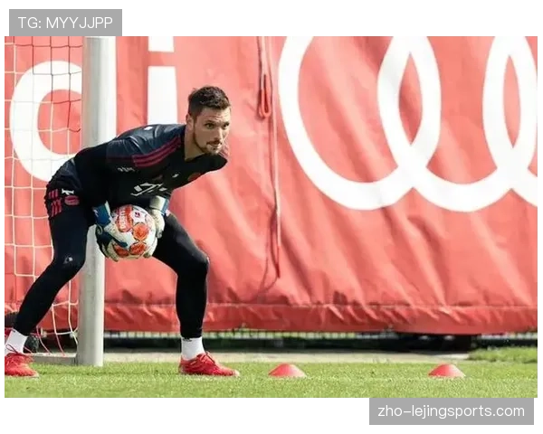 科隆4-2-3-1阵型强化中场拦截 双后腰配置提升控制力