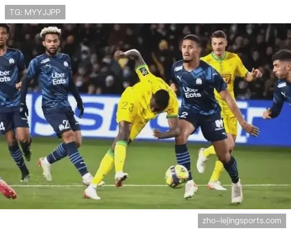 朗斯主场攻势足球奏效 高位压迫战术完全压制保级对手 朗斯主场攻势足球奏效 高位压迫战术完全压制保级对手